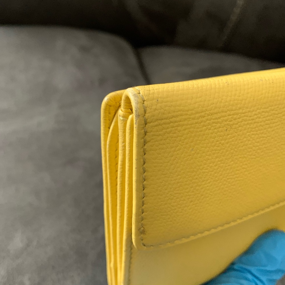 Chanel Wallet - Picture 11 of 16